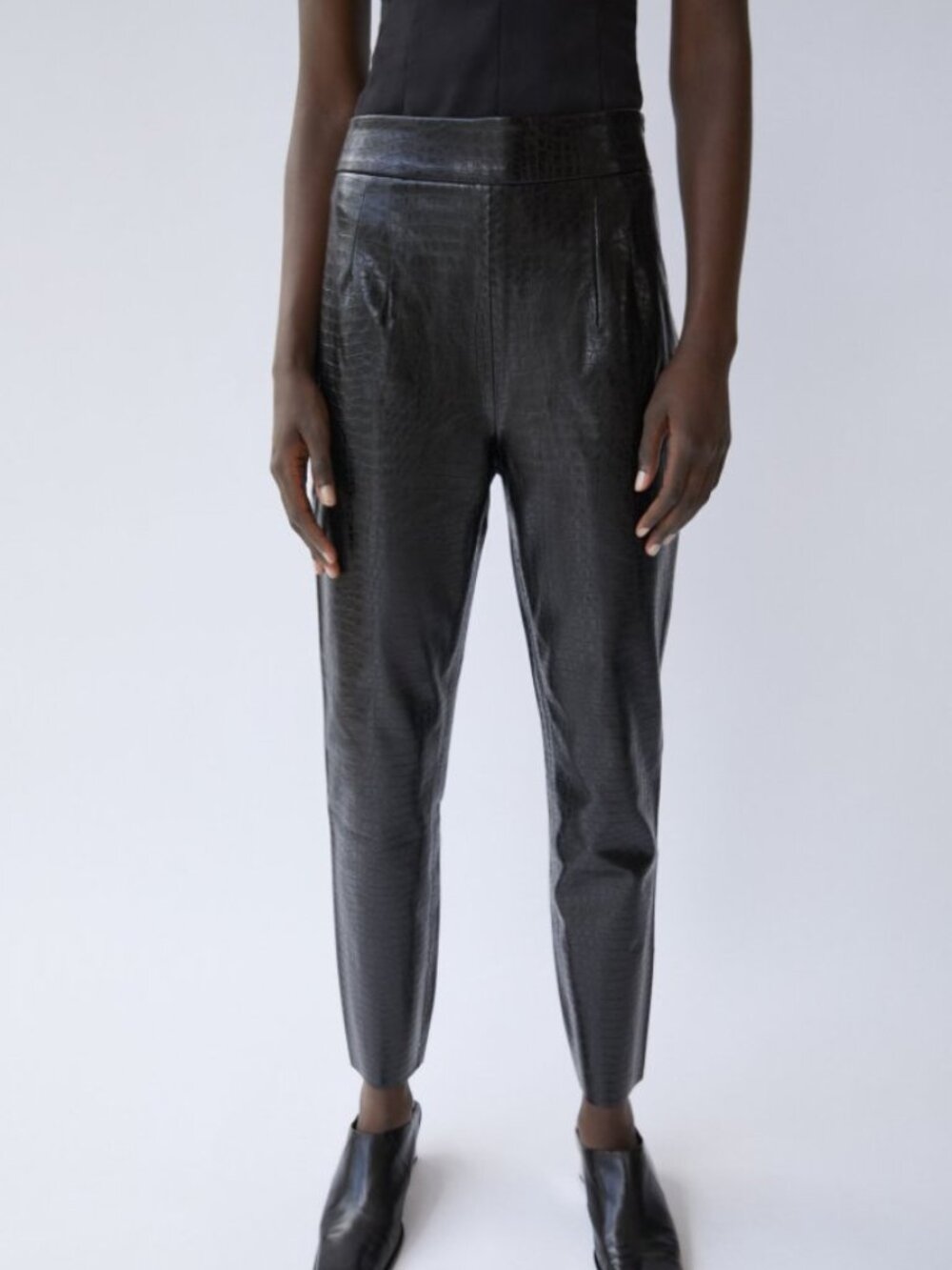 NWT ZARA | Faux Leather Crocodile Pant | Sz. M